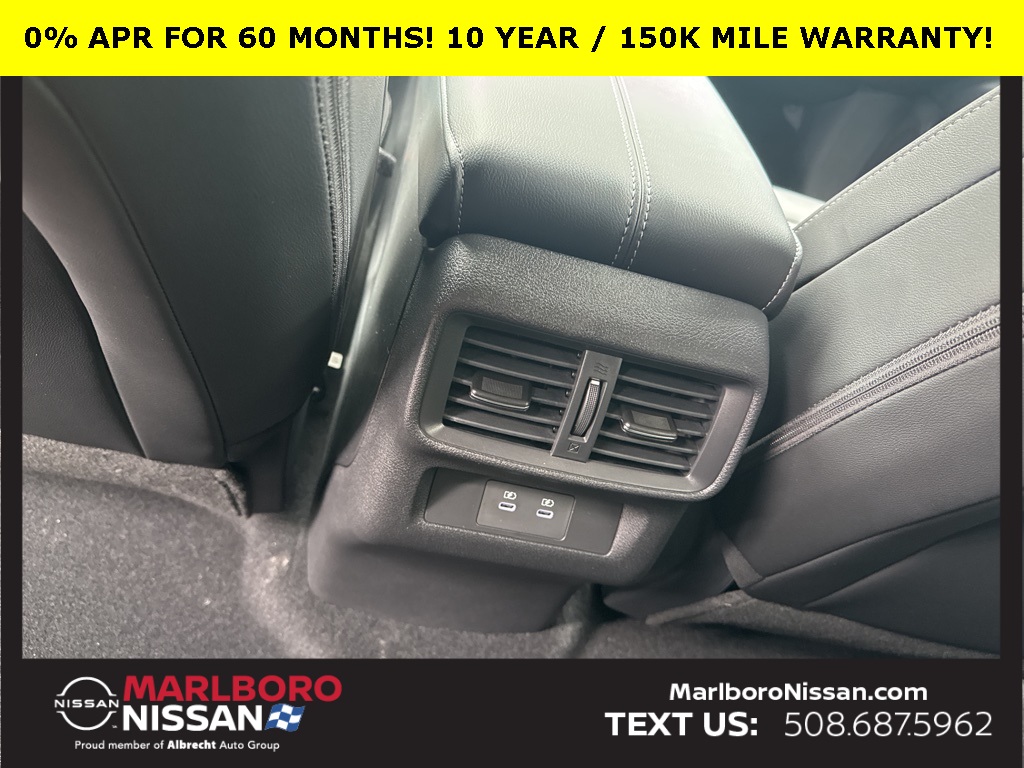 2025 Nissan Murano SL photo 15