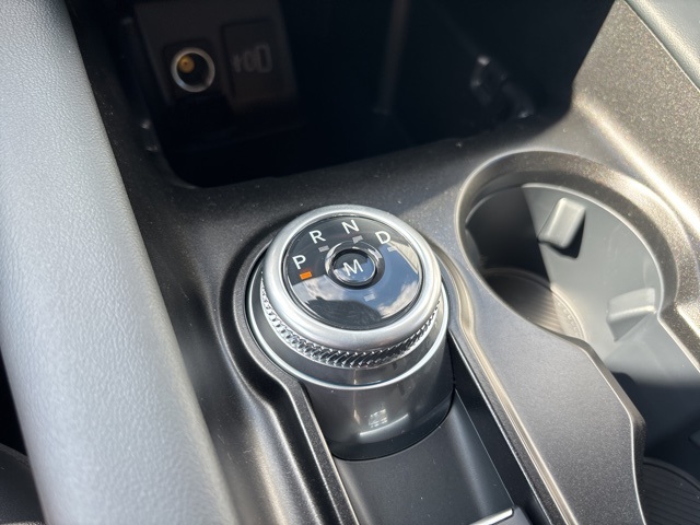 2025 Ford Explorer ST photo 25