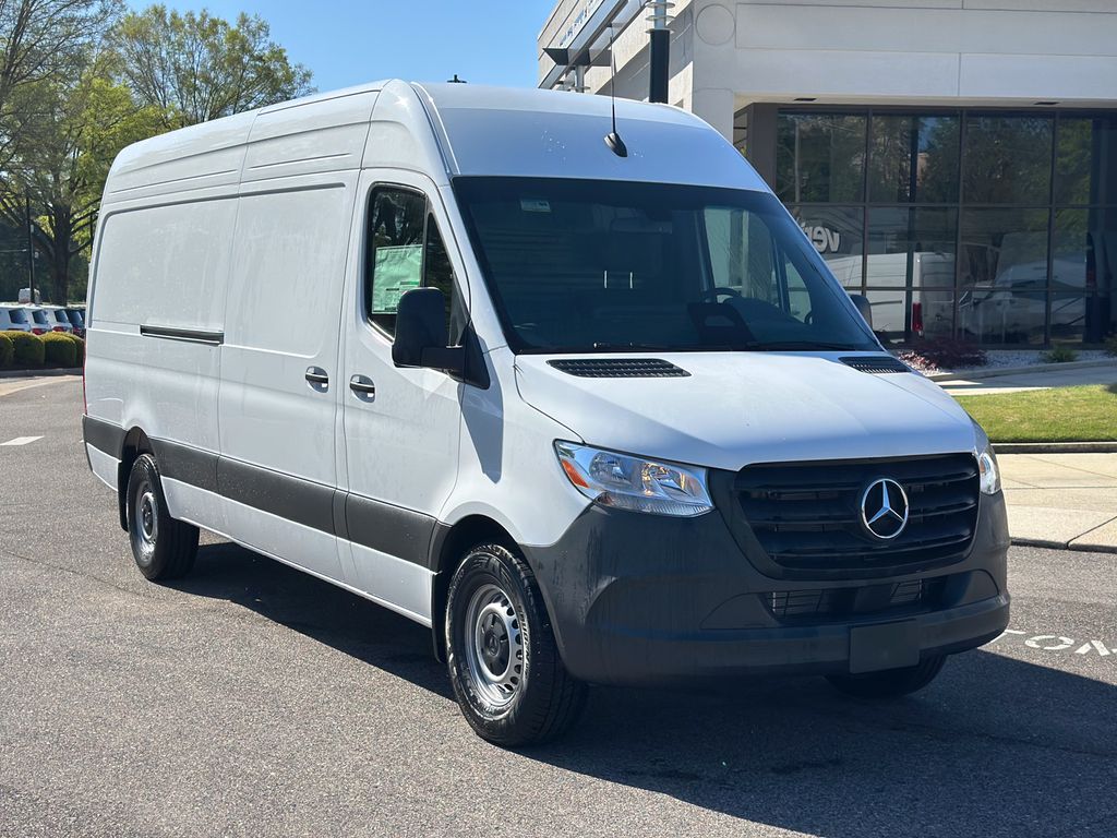 2025 Mercedes-Benz Sprinter Cargo Van Base's photo