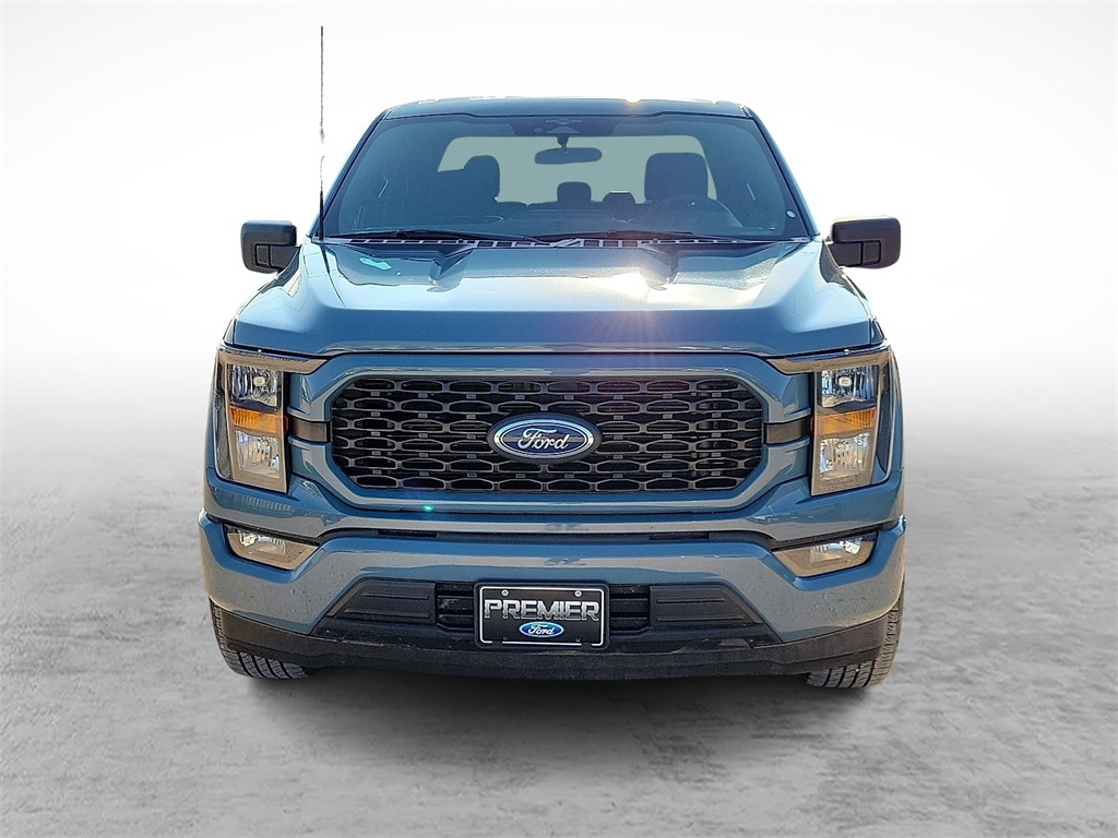 2023 Ford F-150 XL photo 2