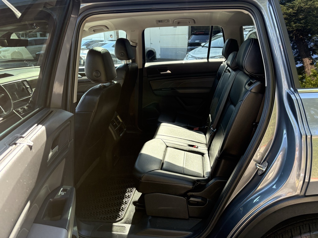 2022 Volkswagen Atlas V6 SE Technology photo 16