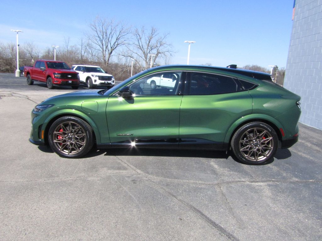 2024 Ford Mustang Mach-E GT photo 3