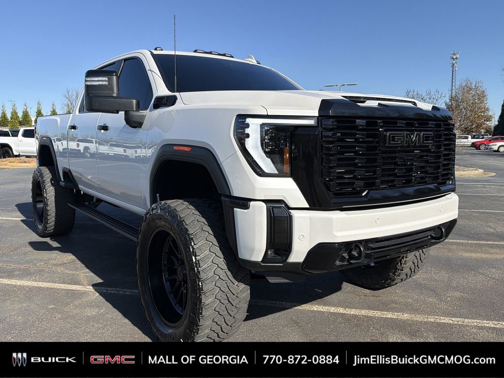 2024 GMC Sierra 2500HD Denali's photo