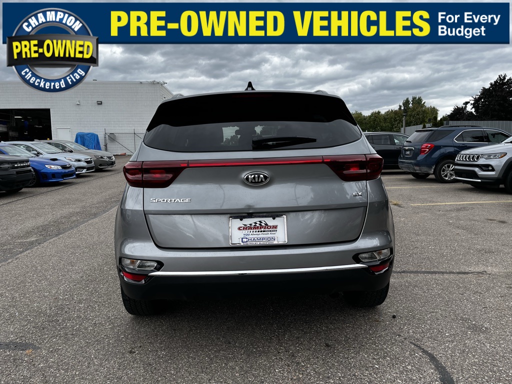 2022 Kia Sportage EX photo 4