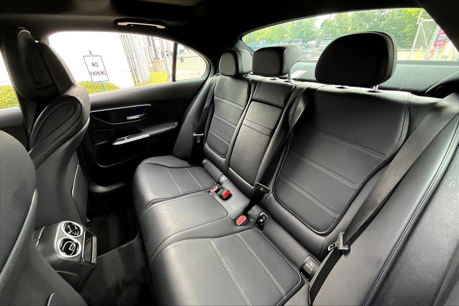 2025 Mercedes Benz C 300 photo 16