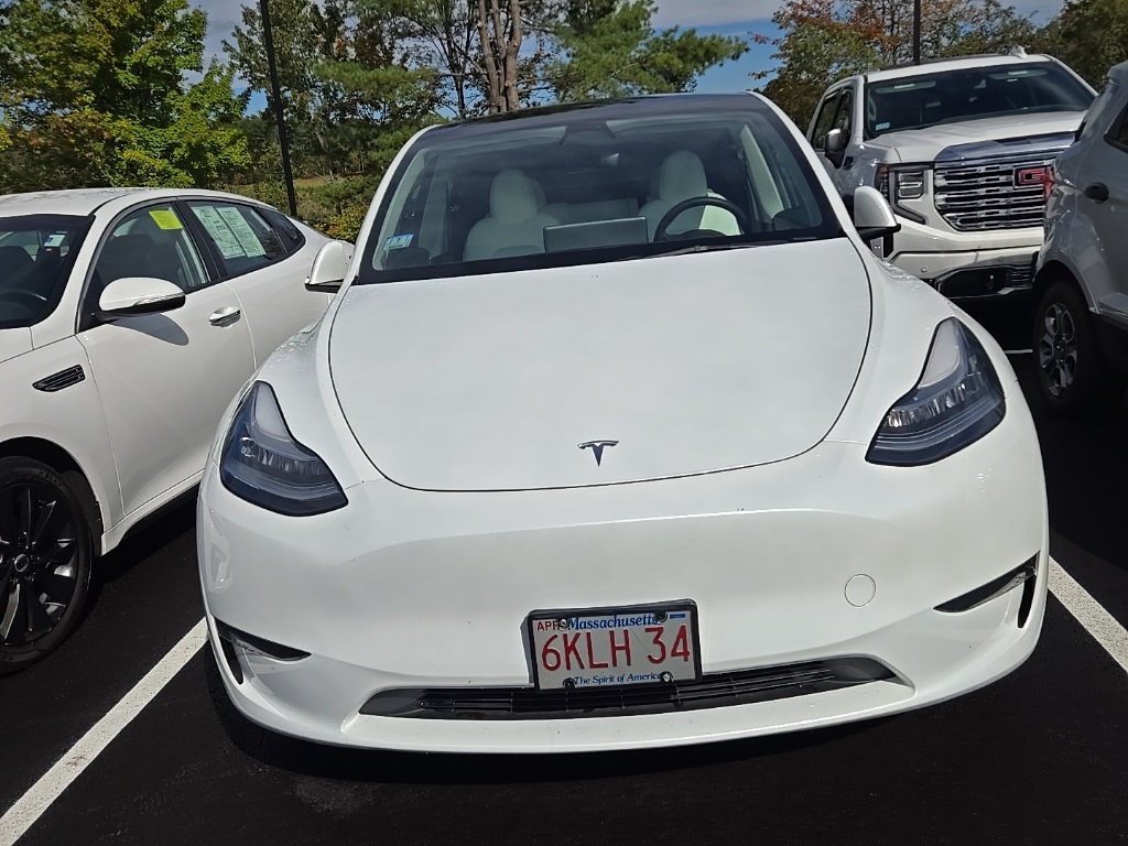 2023 Tesla Model Y Long Range photo 3