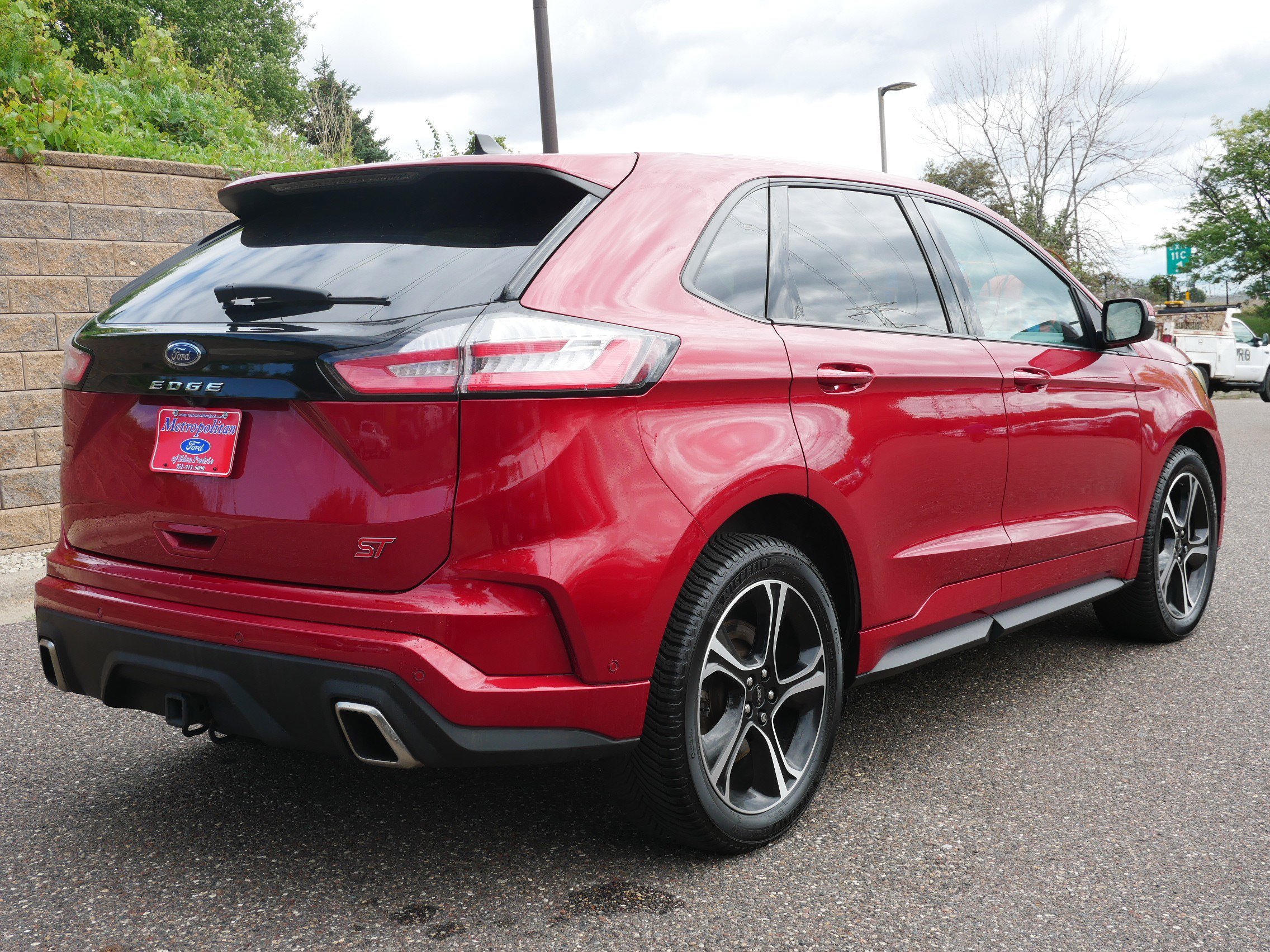 2022 Ford Edge ST photo 6