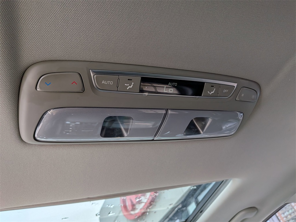 2022 Kia Telluride EX photo 22