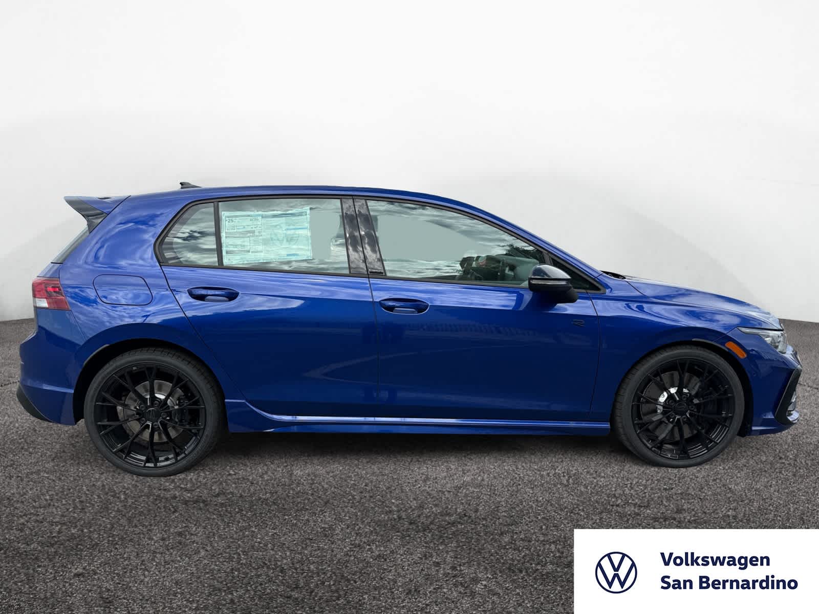 2025 Volkswagen Golf R photo 6