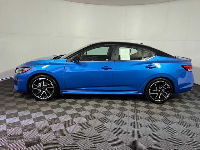 2024 Nissan Sentra SR photo 4