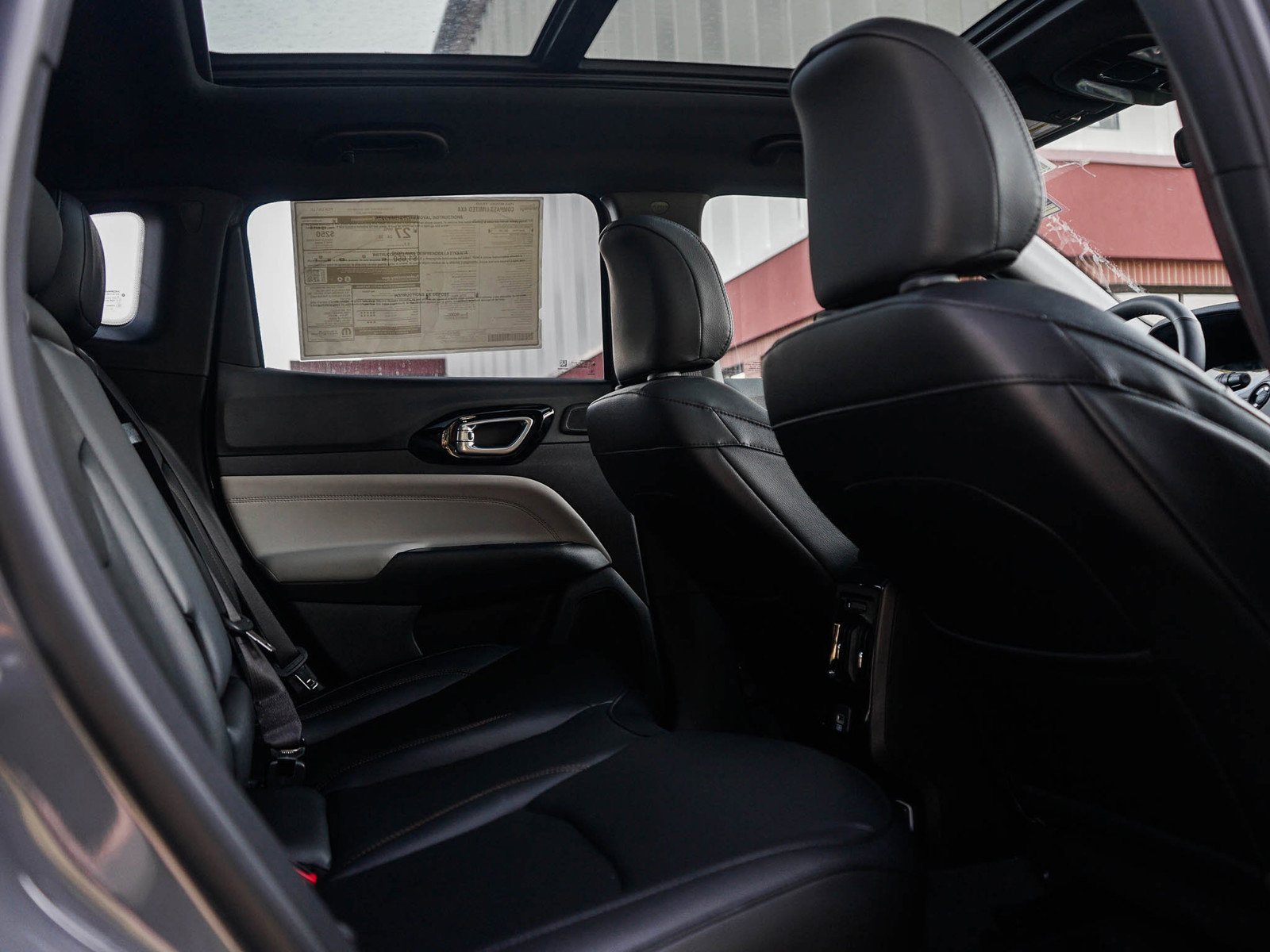 2025 Jeep Compass Limited photo 11