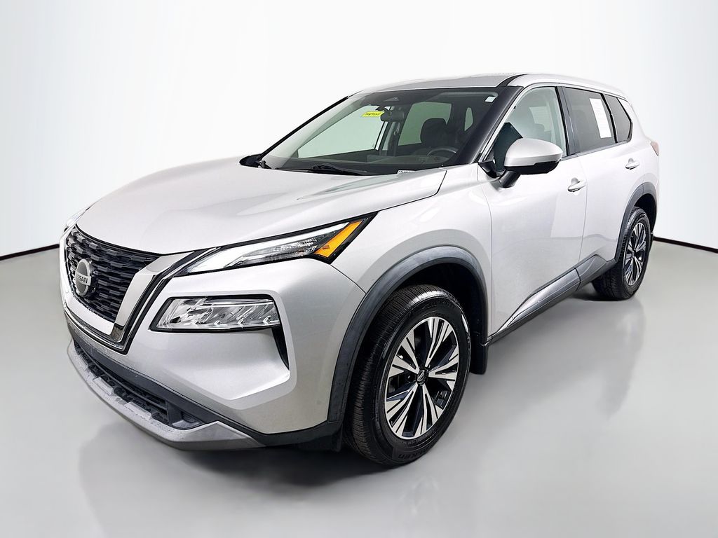 2021 Nissan Rogue SV photo 2