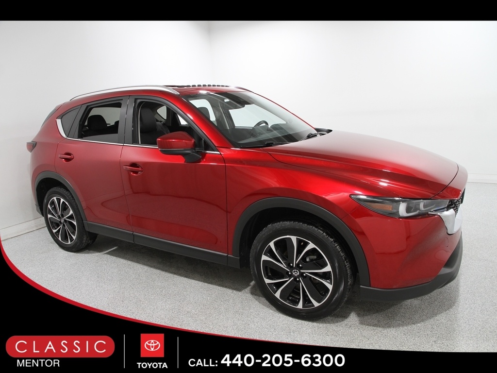 2023 Mazda CX-5 S Premium package