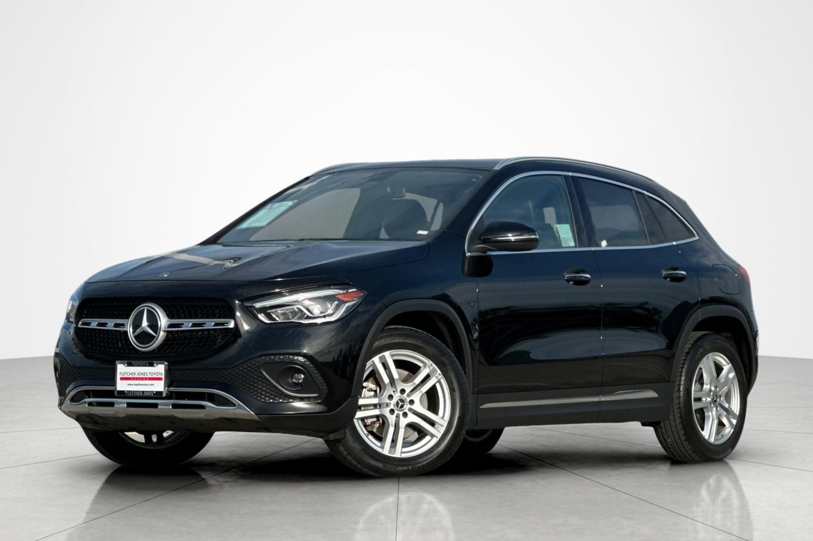 2023 Mercedes-Benz GLA Base's photo