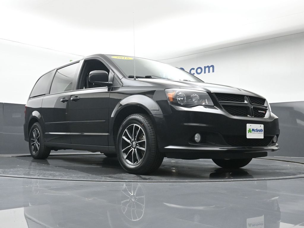 2016 Dodge Grand Caravan R/T photo 21