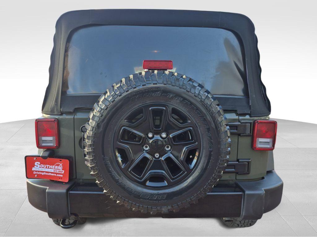 2015 Jeep Wrangler Unlimited Willys photo 4