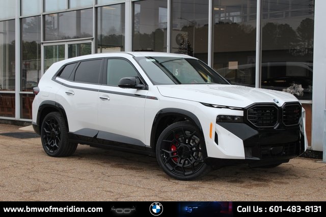 2026 BMW XM Base's photo