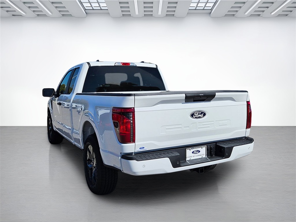 2025 Ford F-150 STX photo 4