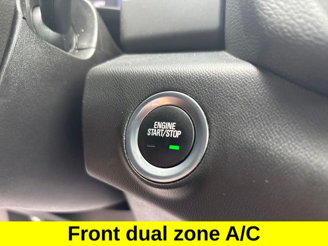 2024 Gmc Terrain SLT photo 9