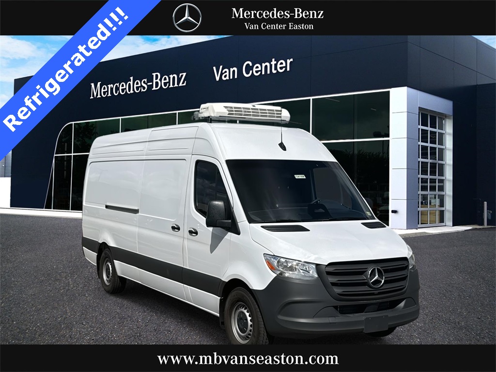 2025 Mercedes-Benz Sprinter Cargo Van Base's photo