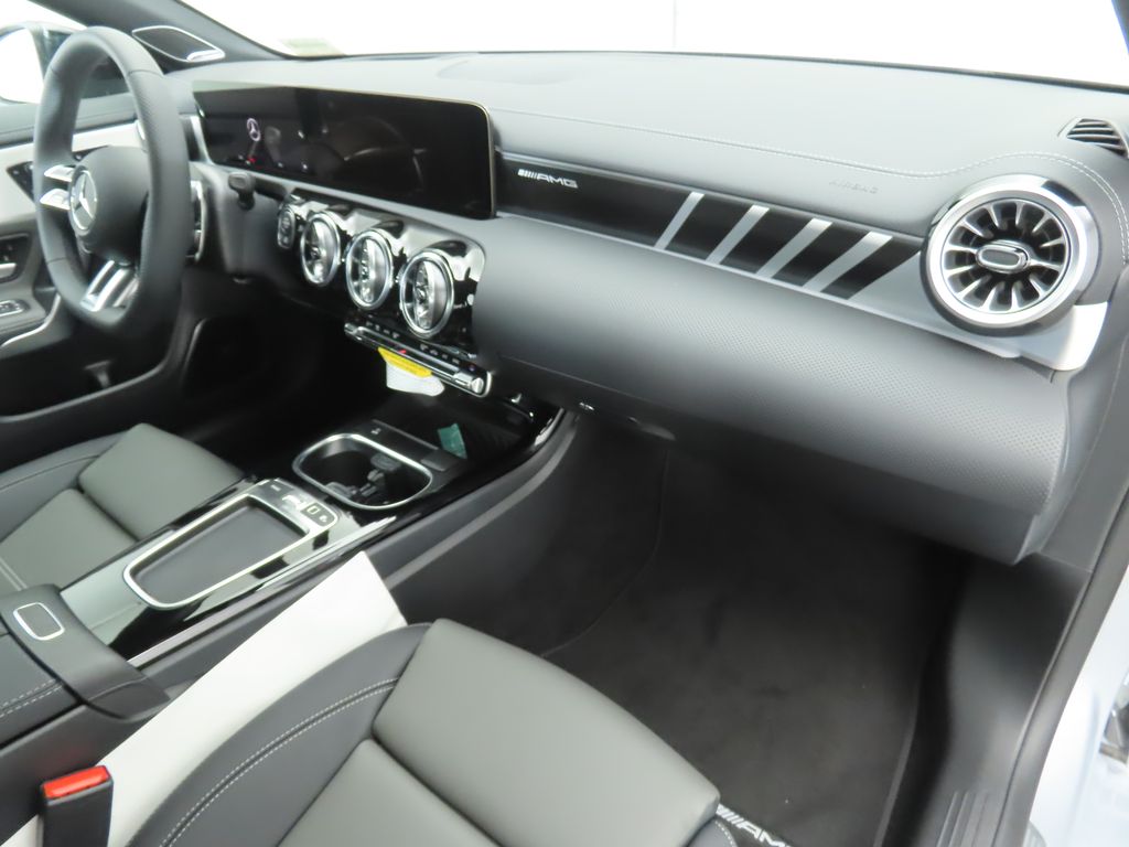 2026 Mercedes Benz CLA 35 AMG 4MATIC photo 17