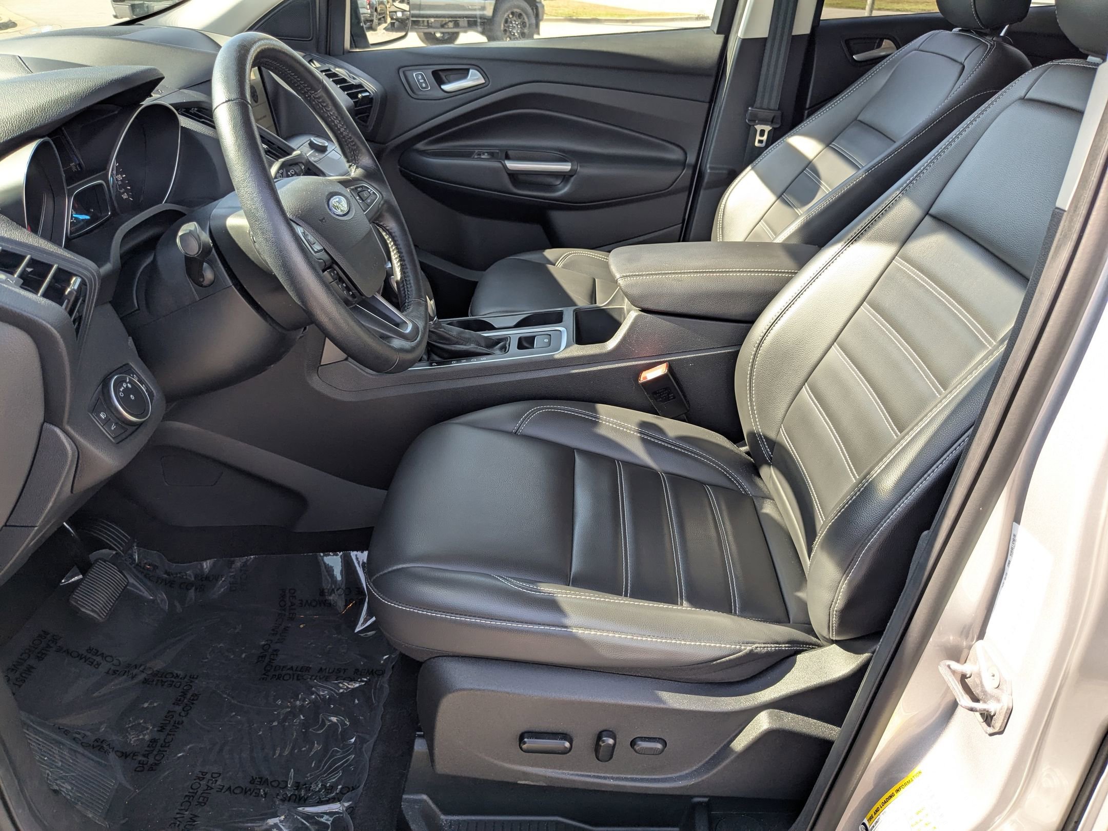 2019 Ford Escape SEL photo 14