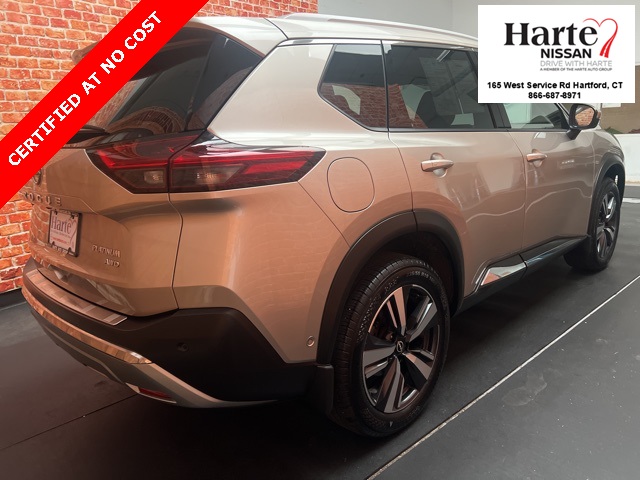 2023 Nissan Rogue Platinum photo 4