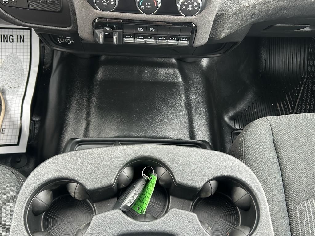 2024 Ram 2500 Tradesman photo 14