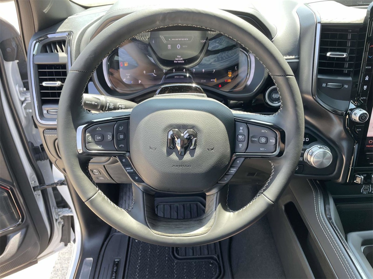 2025 Ram 1500 Limited photo 27