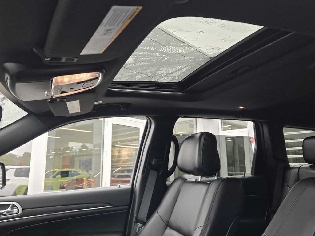 2020 Jeep Grand Cherokee Limited photo 22