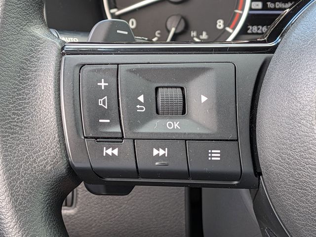 2022 Nissan Rogue SV photo 19