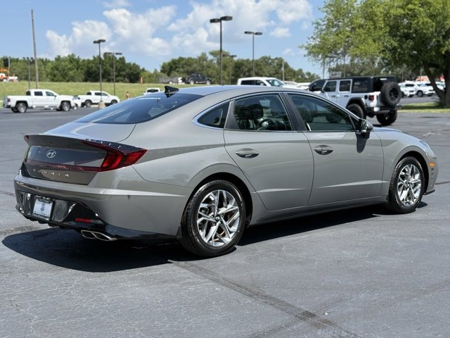 2022 Hyundai Sonata SEL photo 6