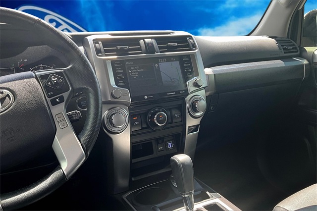 2023 Toyota 4Runner SR5 Premium 4WD photo 6