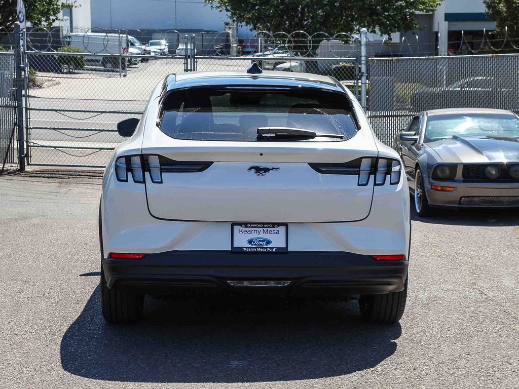 2025 Ford Mustang Mach-E Select photo 5