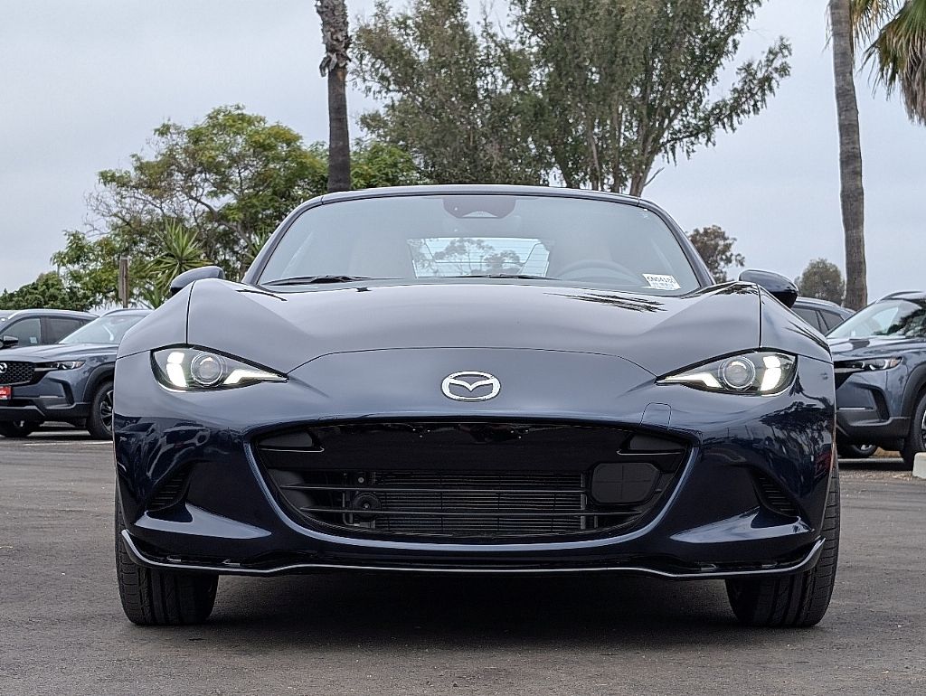 2025 Mazda MX-5 Miata Miata RF Grand Touring photo 7