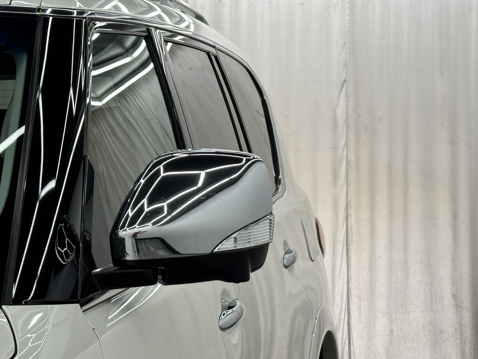 2017 Infiniti QX80 Limited photo 58