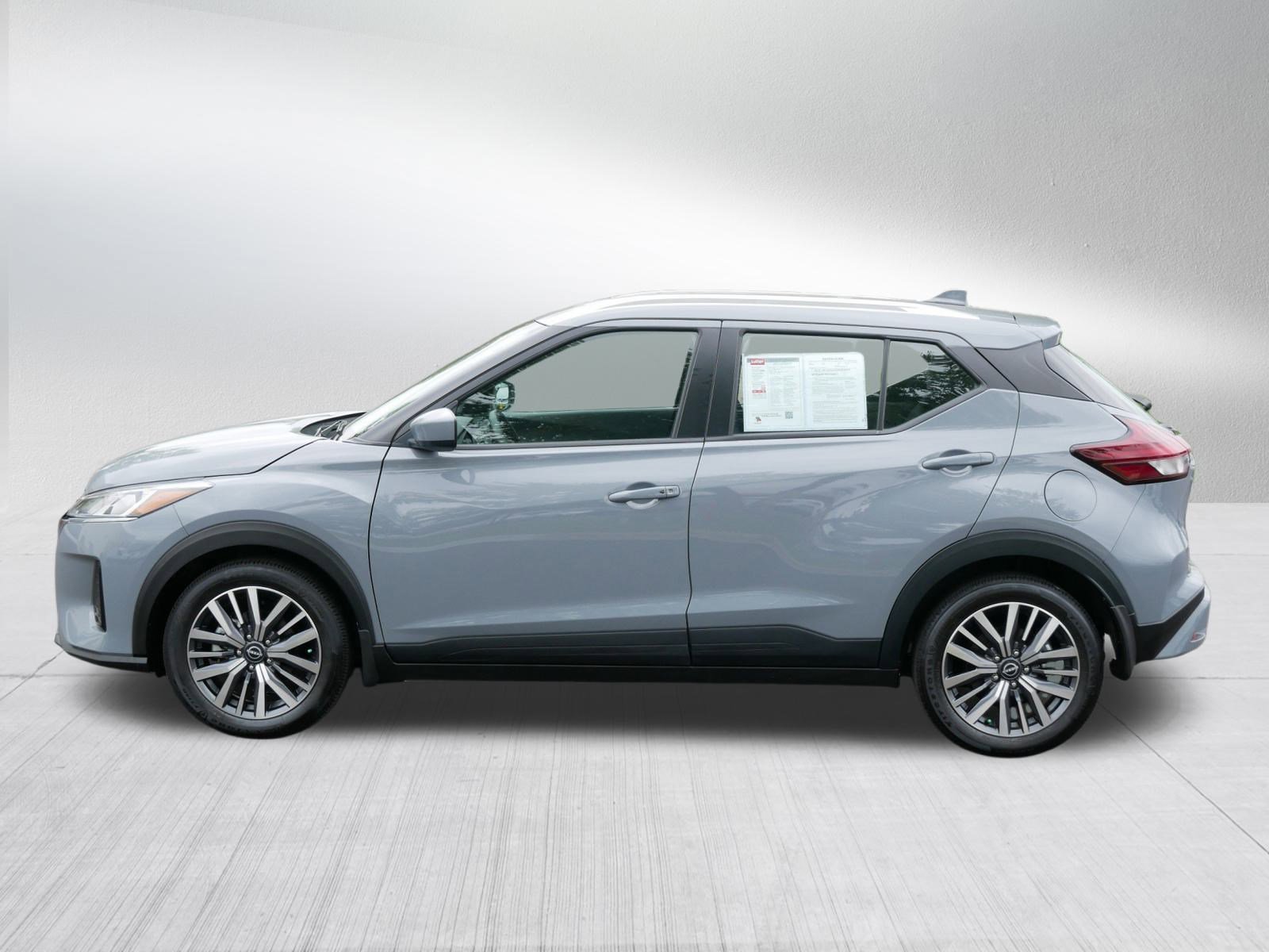 2024 Nissan Kicks SV photo 4
