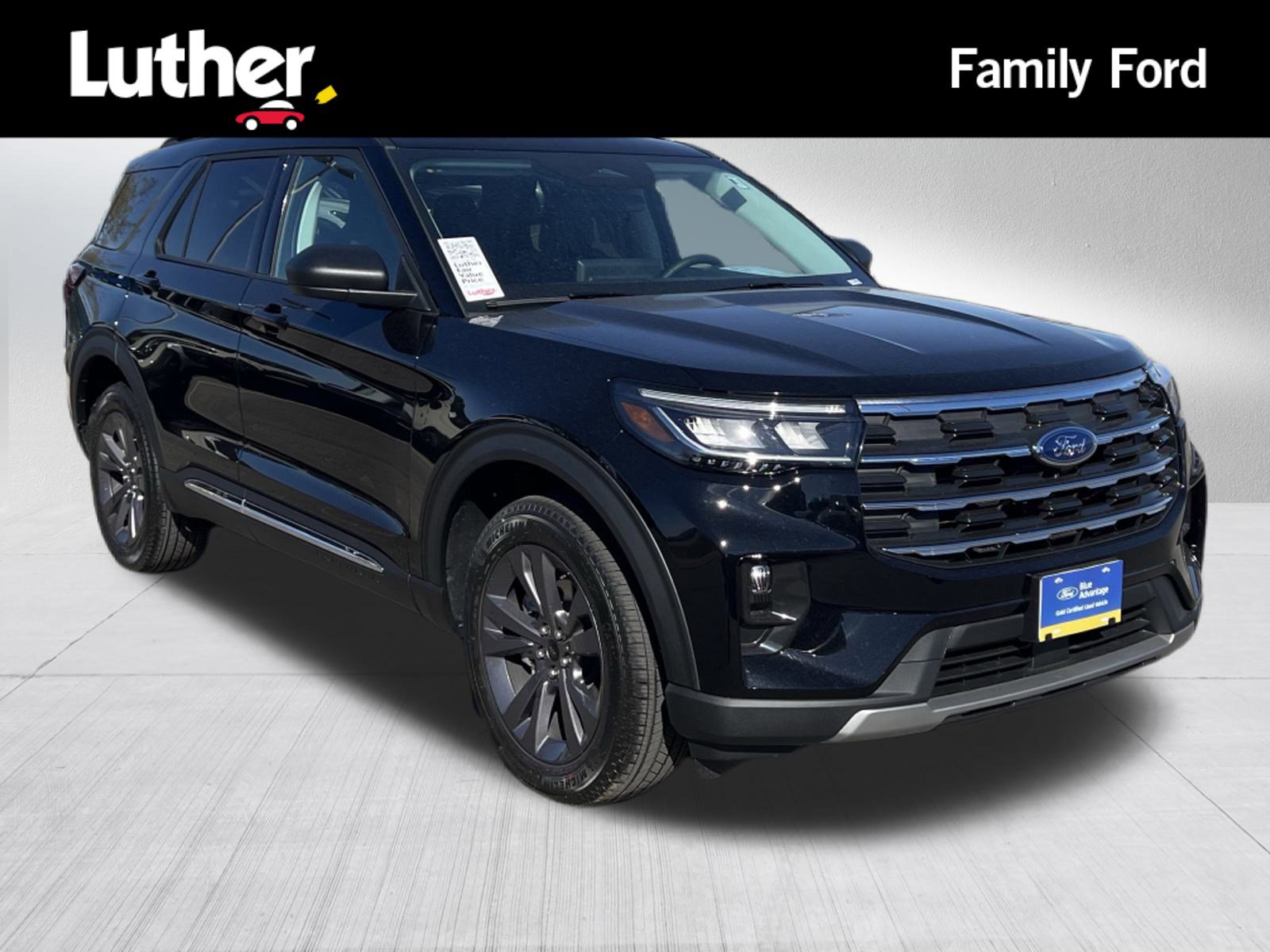 2025 Ford Explorer Active's photo