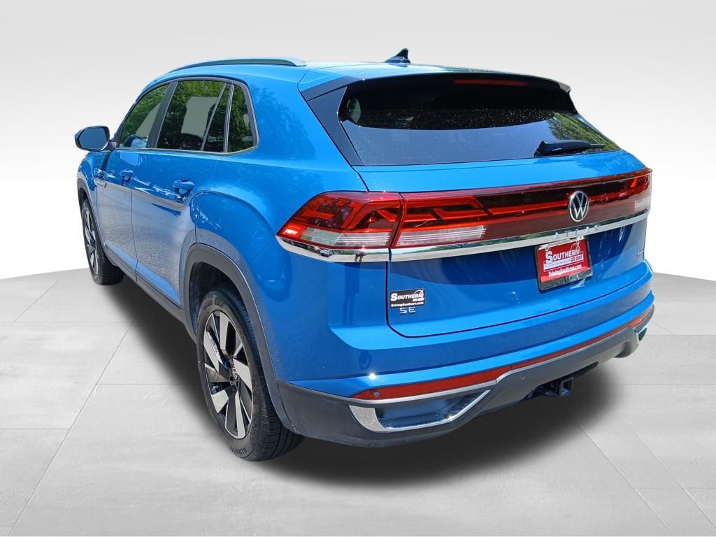 2025 Volkswagen Atlas Cross Sport SE Technology photo 2
