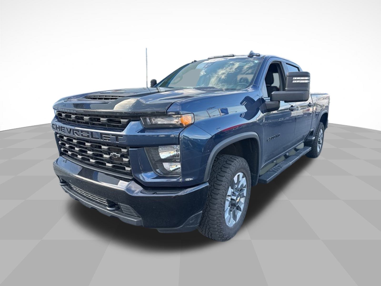 2021 Chevrolet Silverado 2500HD Custom photo 4