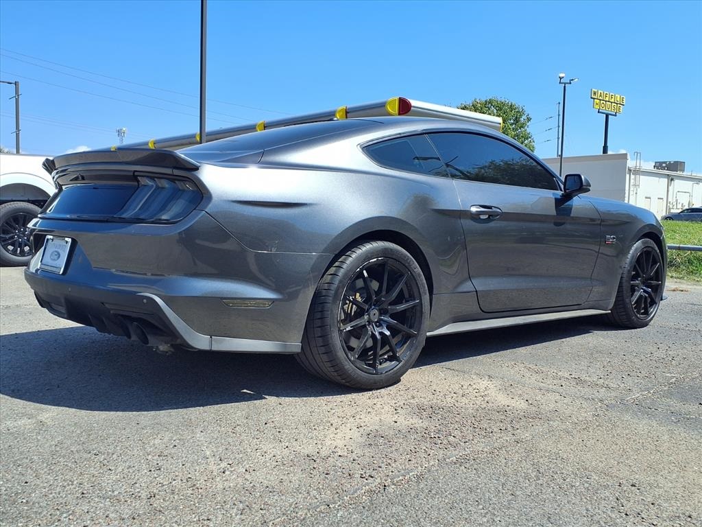 2015 Ford Mustang GT Premium photo 15