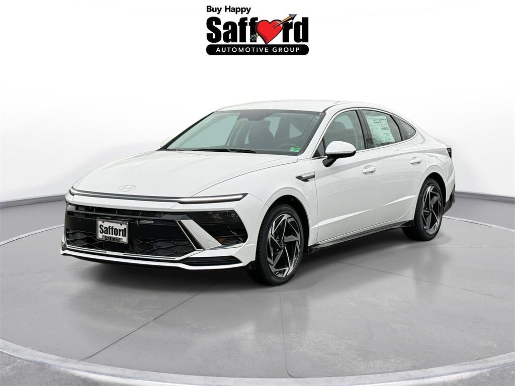 2026 Hyundai Sonata SEL's photo