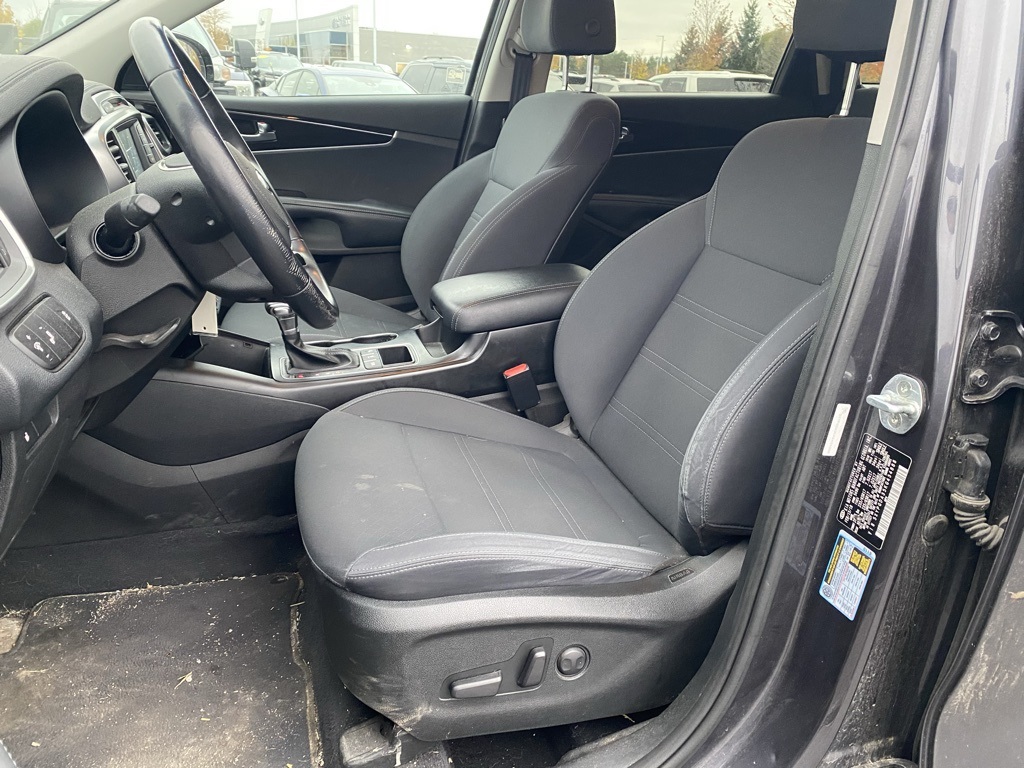 Used 2019 Kia Sorento LX with VIN 5XYPGDA35KG434888 for sale in Getzville, NY