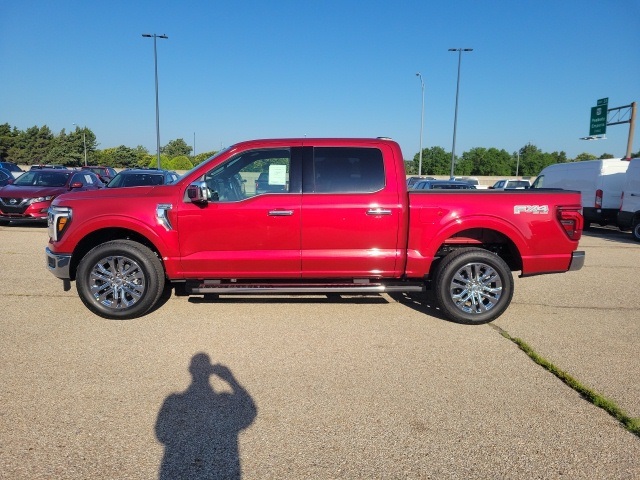 2025 Ford F-150 Lariat photo 2