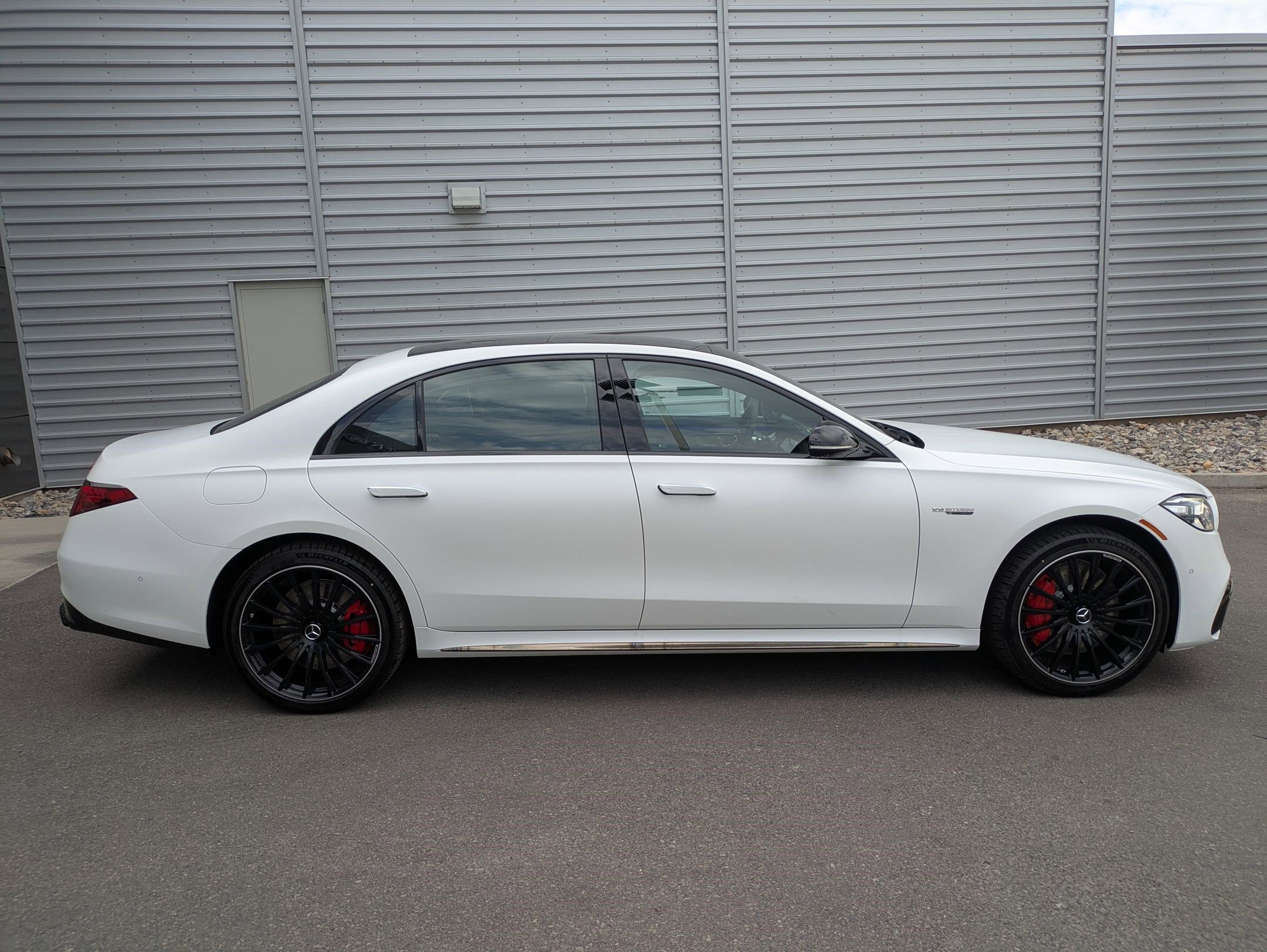 2026 Mercedes Benz S AMG 63 4MATIC photo 2