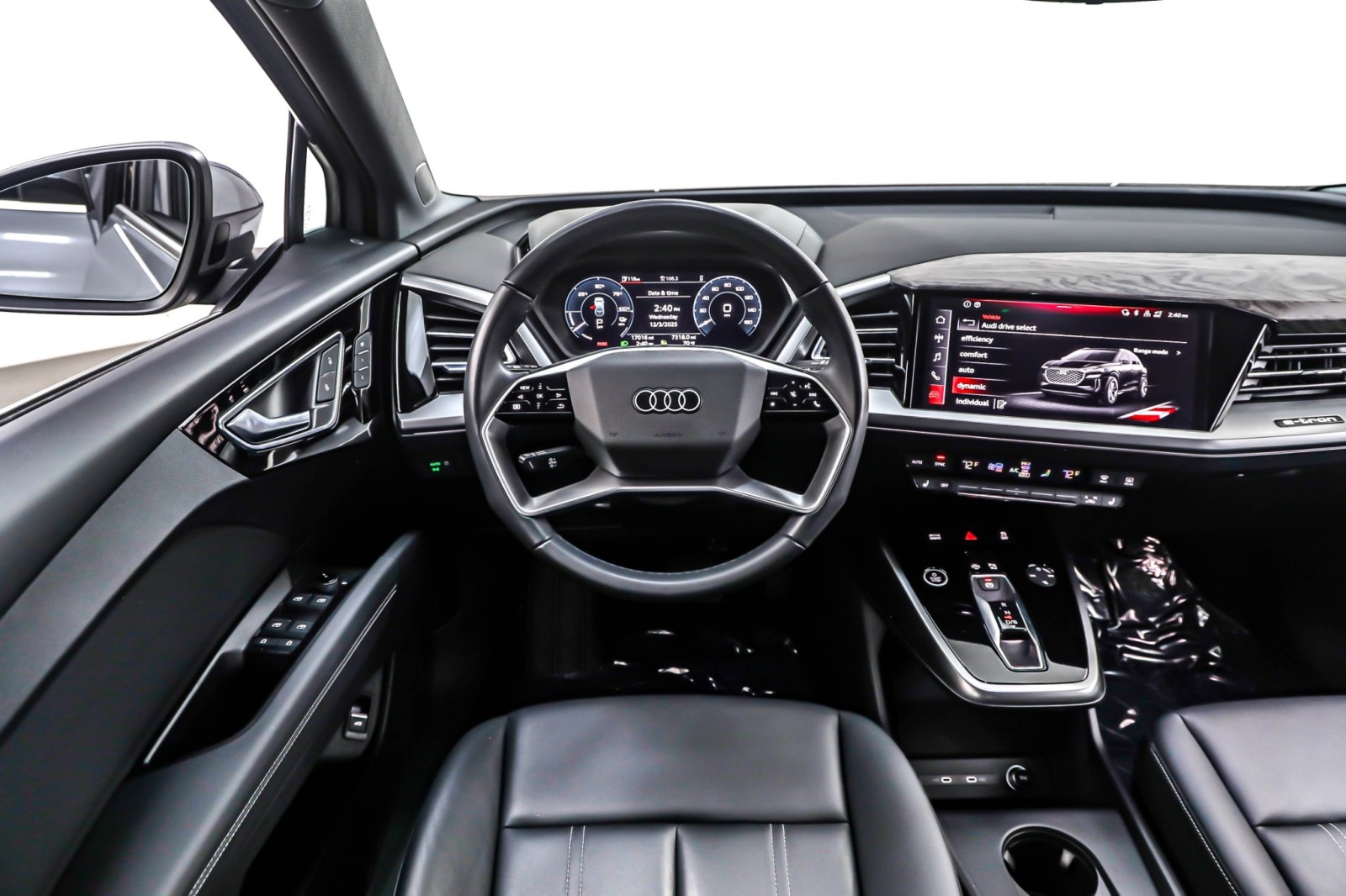 2023 Audi Q4 E-tron Premium 40 photo 4