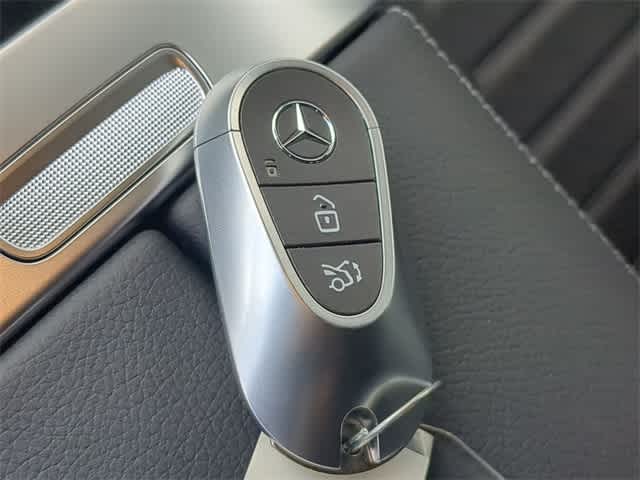 2025 Mercedes Benz GLC 300 4MATIC photo 24
