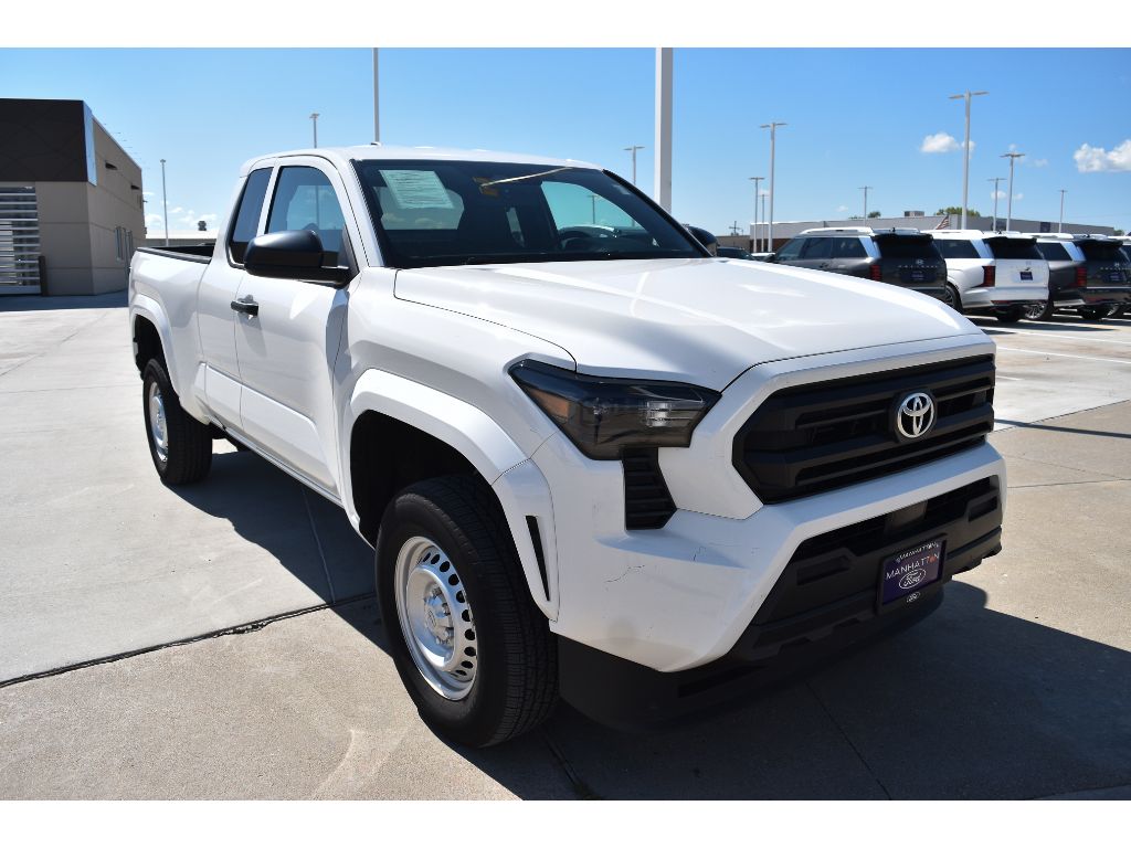 2024 Toyota Tacoma SR photo 2