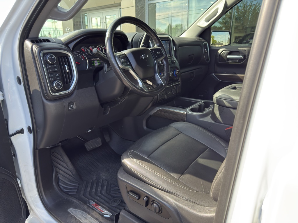 2021 Chevrolet Silverado 1500 RST photo 8