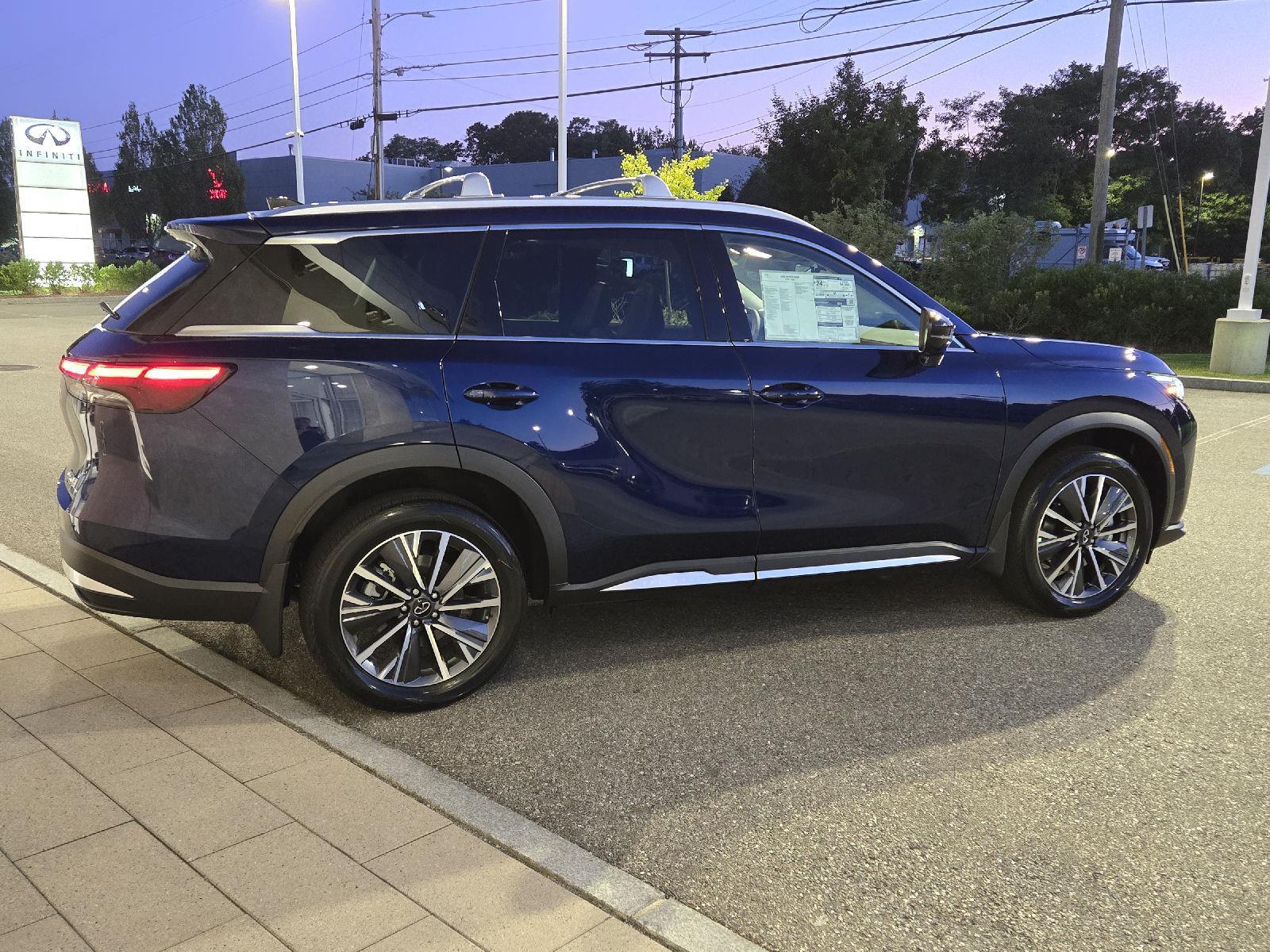 2026 Infiniti QX60 Luxe photo 14